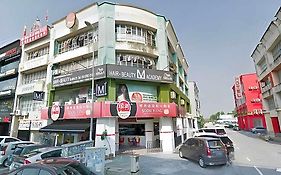 Hotel 99 Pusat Bandar Puchong